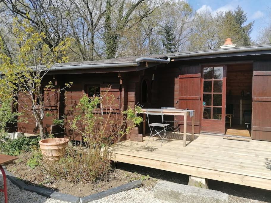 Chalet En Pleine Nature Au Bord D'Un Etang Lanvallay Kültér fotó