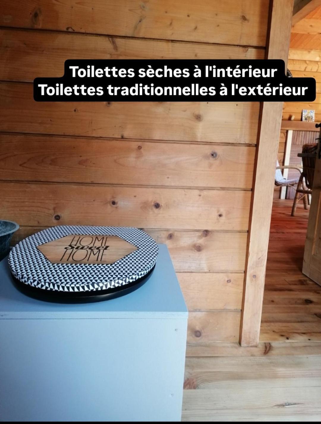 Chalet En Pleine Nature Au Bord D'Un Etang Lanvallay Kültér fotó