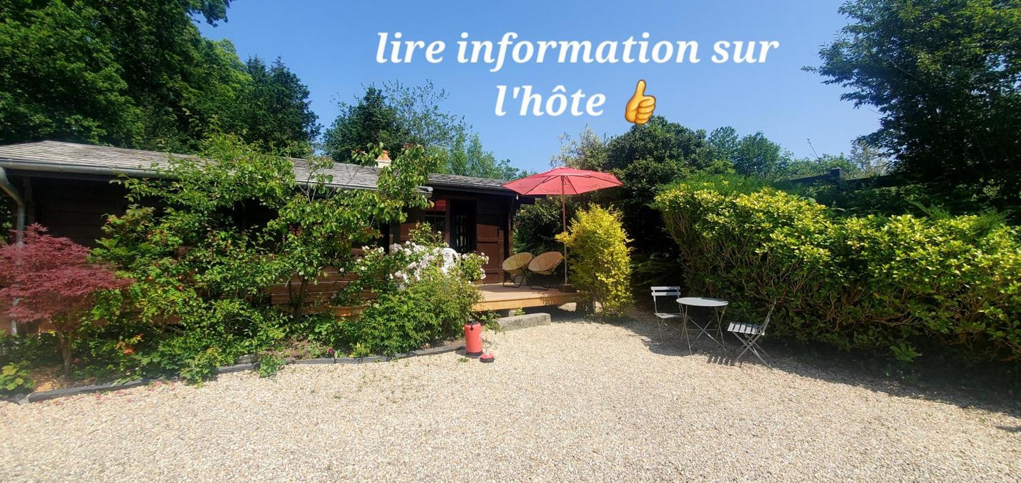 Chalet En Pleine Nature Au Bord D'Un Etang Lanvallay Kültér fotó